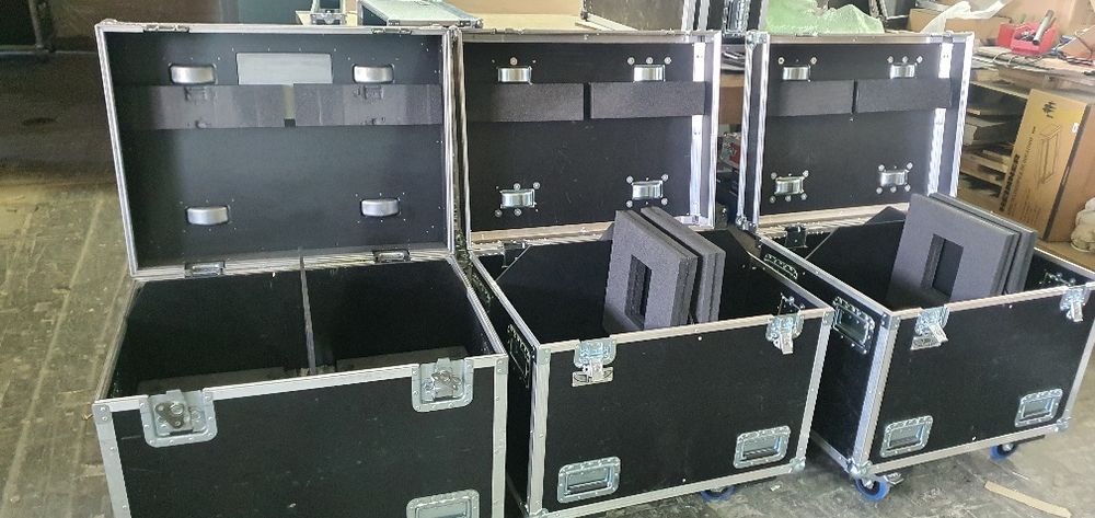 Flight-case la comandă  case-uri