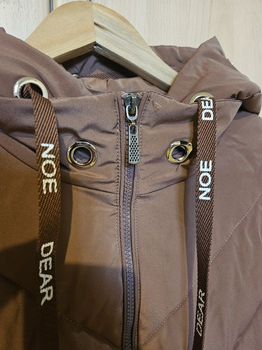 Продам женскую куртку