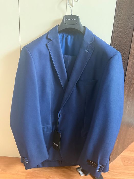 Мъжки костюм Teodor с етикет, размер 56