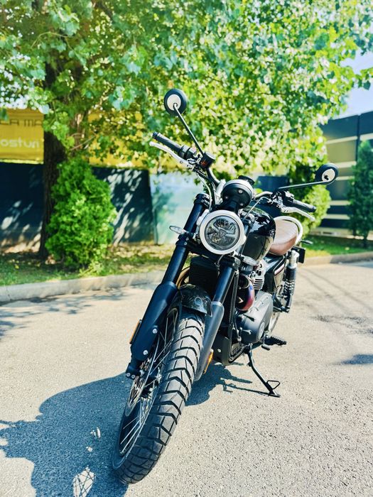 Triumph Scrambler 1200 | 2026 | 2.400 km | Stare impecabilă | Garanție