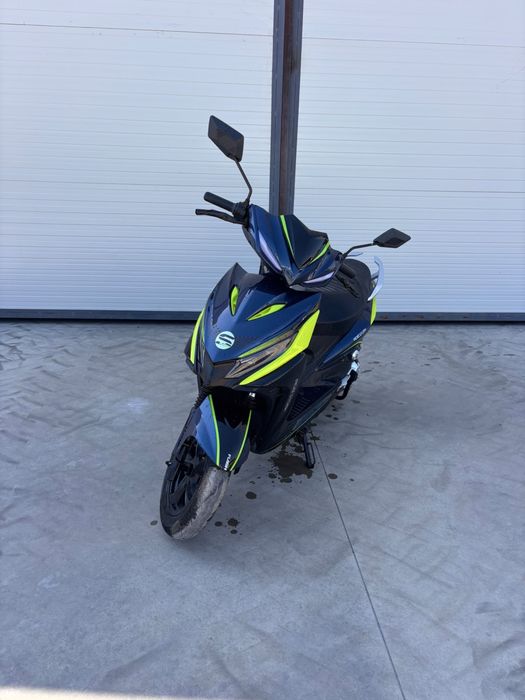 Scuter electric