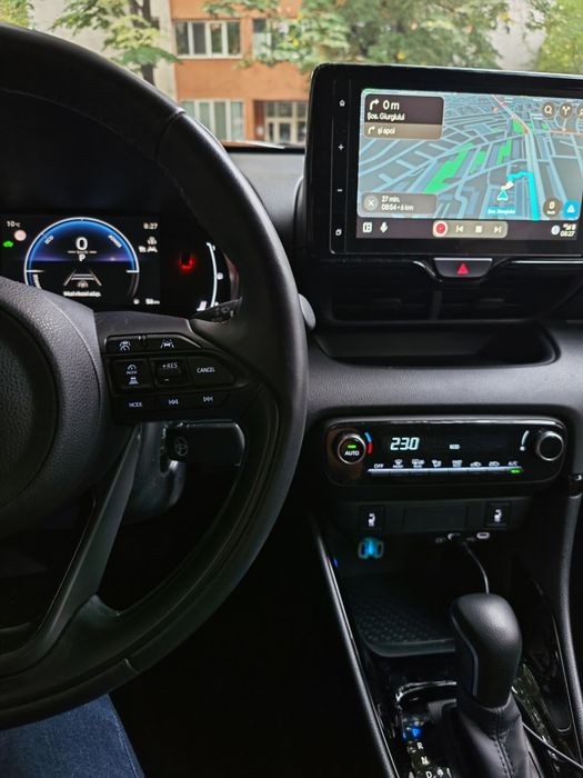 TOYOTA Yaris 2025 — imagine 3