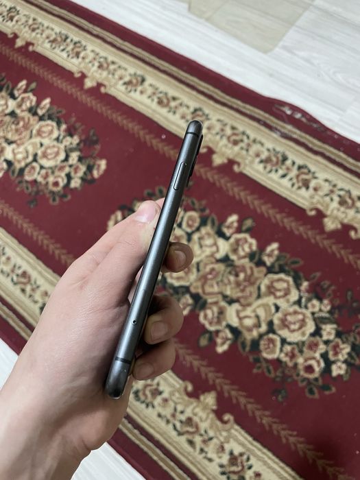 iPhone 11 64gb karobka bor