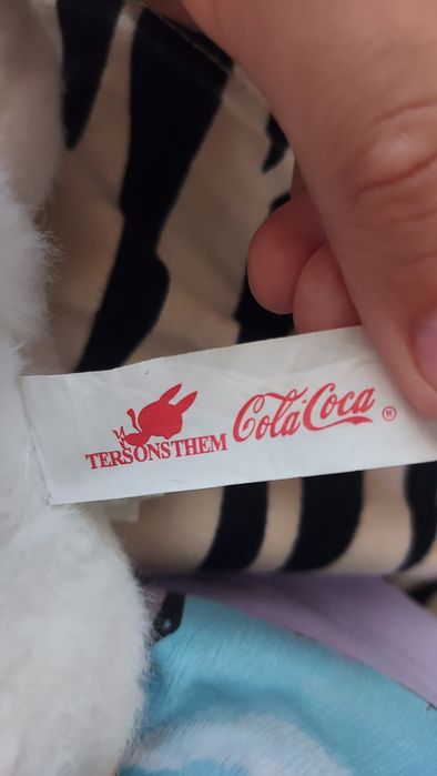 Лабубу из серии "Coca-Cola"