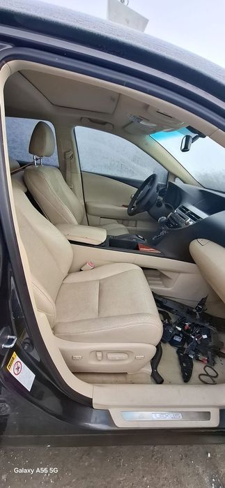 Dezmembrez Lexus RX450H