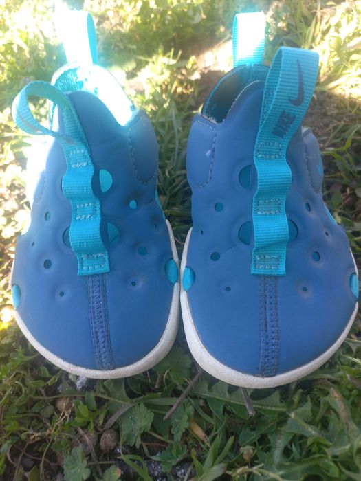 Детски сандали и маратонки