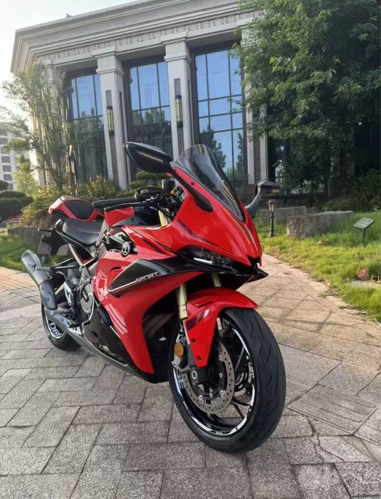 Voge 660 S       .