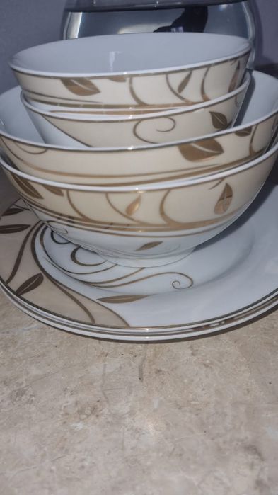 Продам  набор столовый