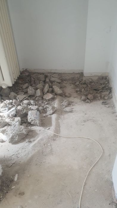 Decopertări gresie,faianță.Demolari.P