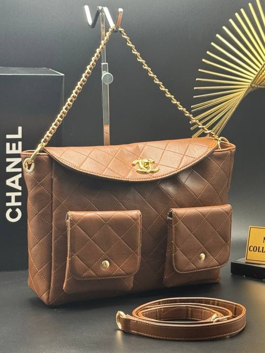 Geanta Chanel noua !!! Dimensiuni 35/23 !!!