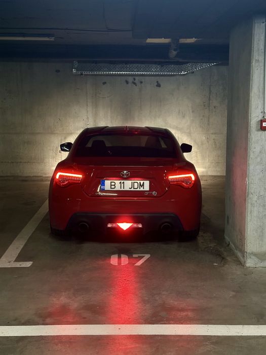 Toyota GT86 2.0, RWD, Manuala, 200cai