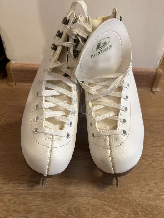Продам коньки детские Botas Regina