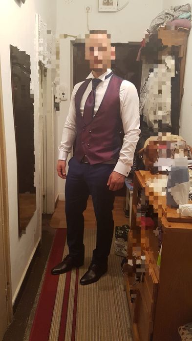 Costum elegant de bărbați