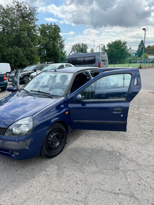 Masina funcționează perfect
Ac funcțional
Distribuție si consumabile s