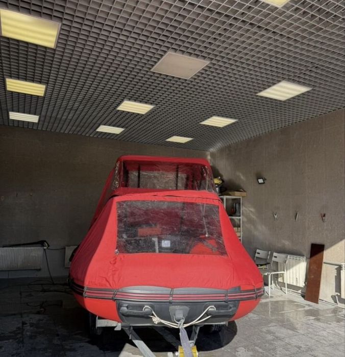 Лодка GLADIATOR E380S красно-чёрный