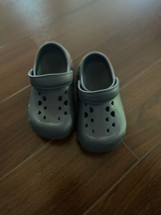 Papuci copii Zara