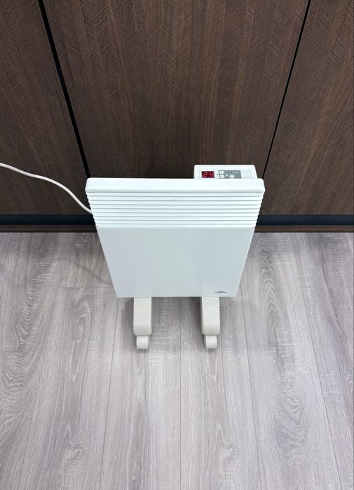 Конвектор 750W Airelec Tactic Pro ел.термостат/дигитално упр./гаранция