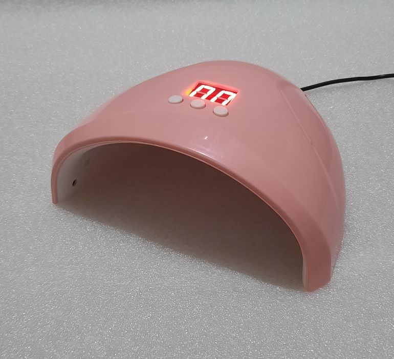 Lampă UV/LED pentru unghii