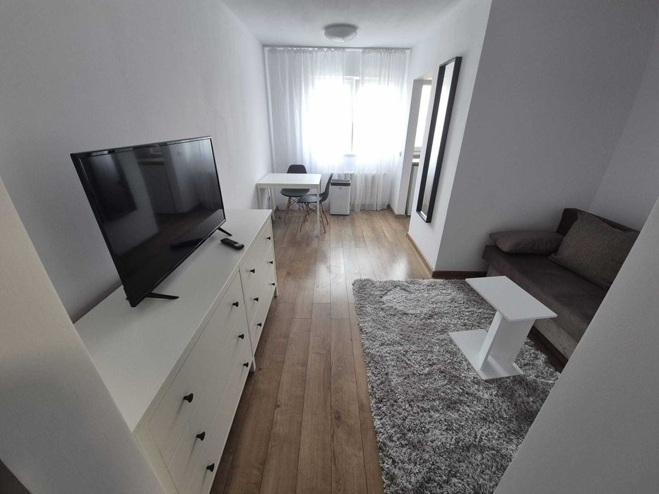 Garsoniera de inchiriat pe termen lung - proprietar