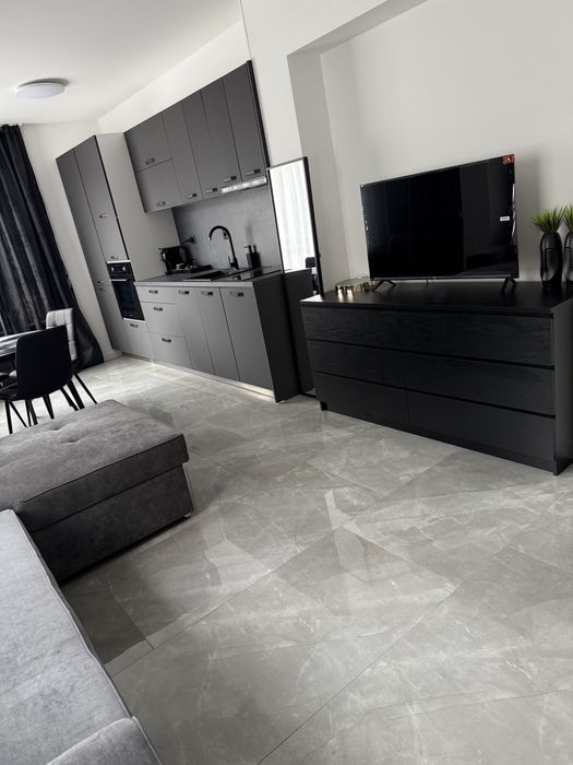 Дава се под наем Двустаен апартамент в Свиленград - 65 кв.м за 1000 € - Снимка #3