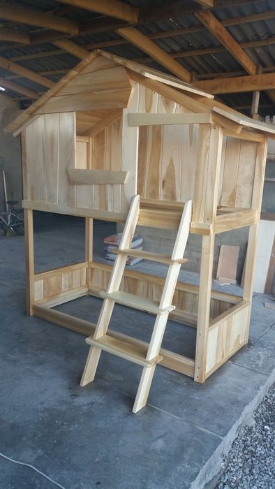 Изготавливаем кровати из дерева!