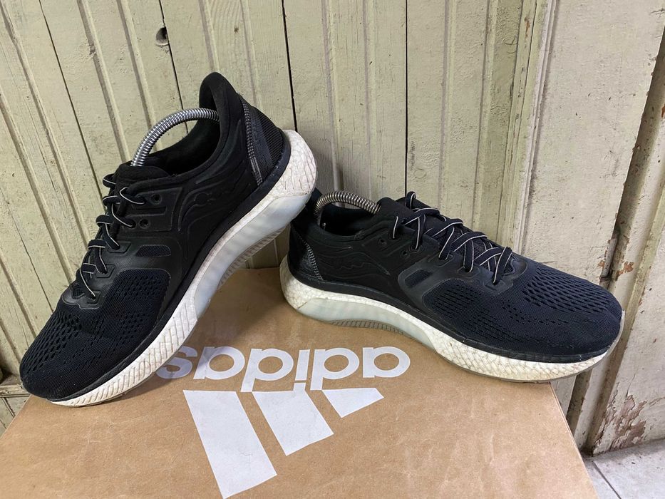 ''Saucony Hurricane 23''оригинални маратонки 44 номер