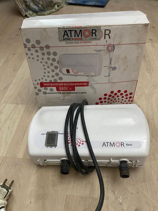 Водонагреватель новый
