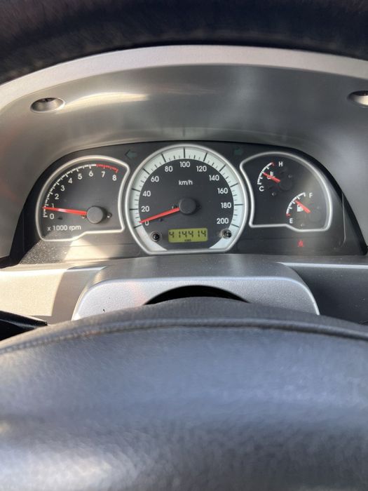 Nexia2 dons 1.6 Srochna sotiladi!!!