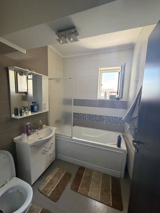 Apartament 2 camere cu parcare subterană