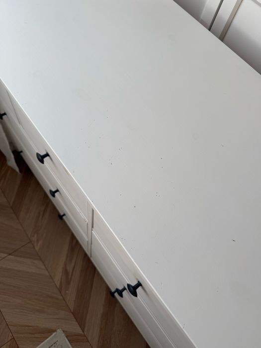 Скрин Iкea Hemnes 8 чекмеджета
