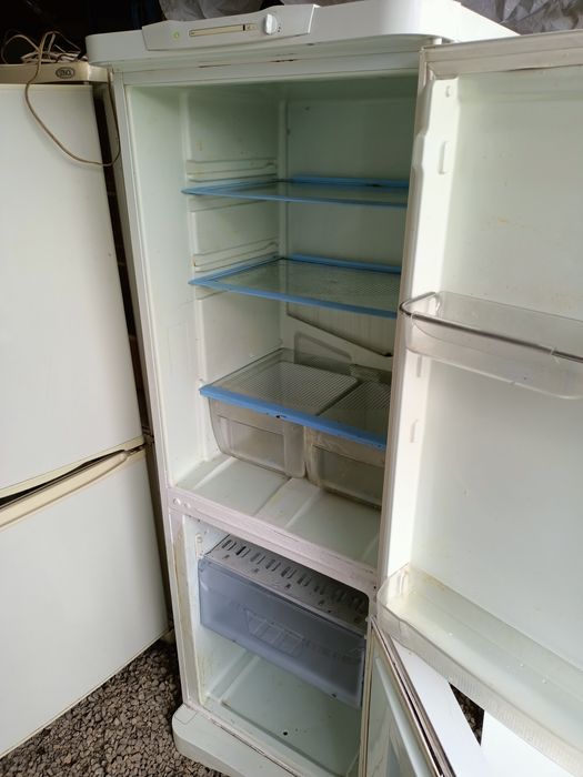 Продам холодильник