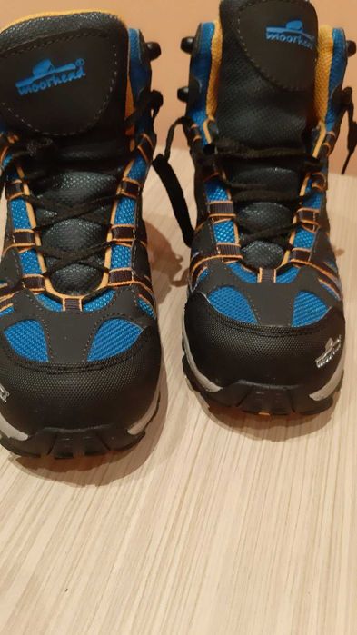 Детски зимни обувки ботуши