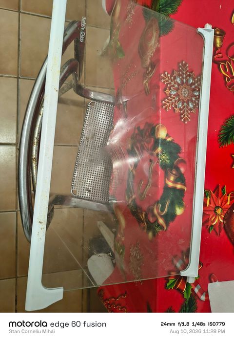4x Geam securizat raft frigider Safety Glass 46x29 cm – 50 lei toate
