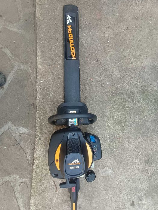 Vand foarfeca de tuns gard viu McCulloch ErgoLite 6028