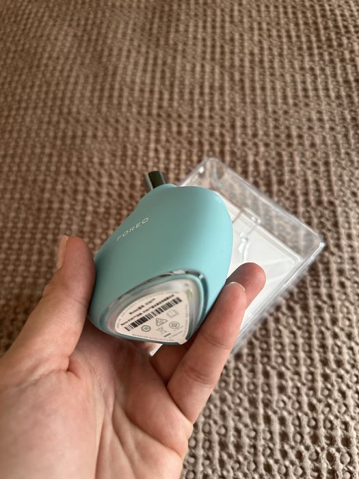 Foreo KIWI уред за премахване на черни точки