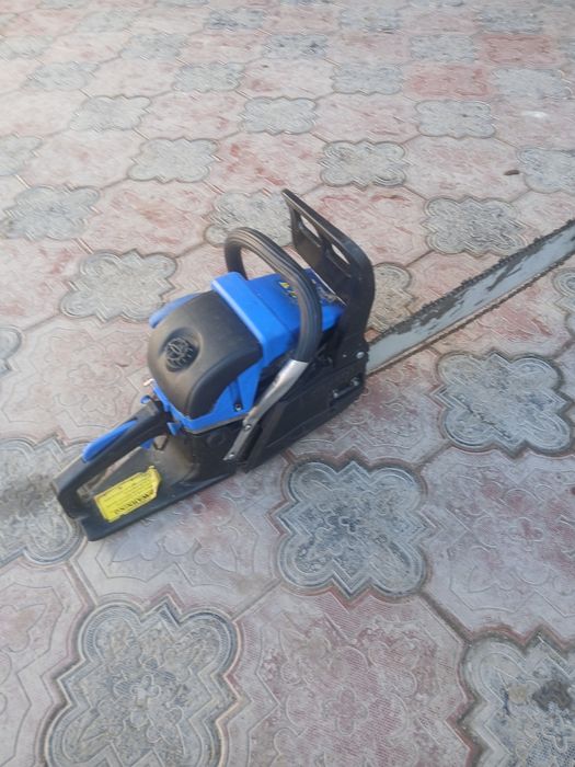 Бензопила хороший состояние