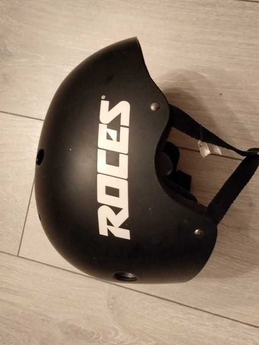 Каски детские б/у для лыж и вело