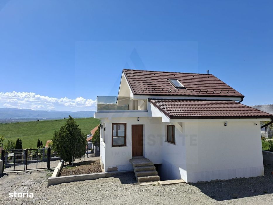Casa premium 4 camere 2 bai pivnita filigorie teren 550 mp Sura Mare