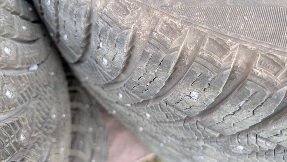 Pirelli Scorpion Ice Zero 2 235/55/19