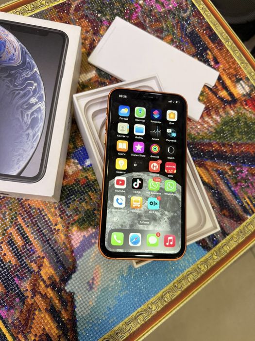 iPhone XR на корпусе 17про