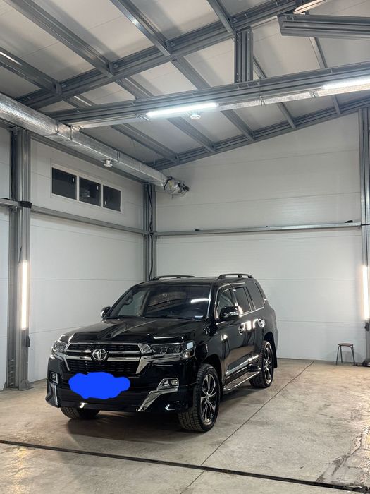 Место в гараже в аренду