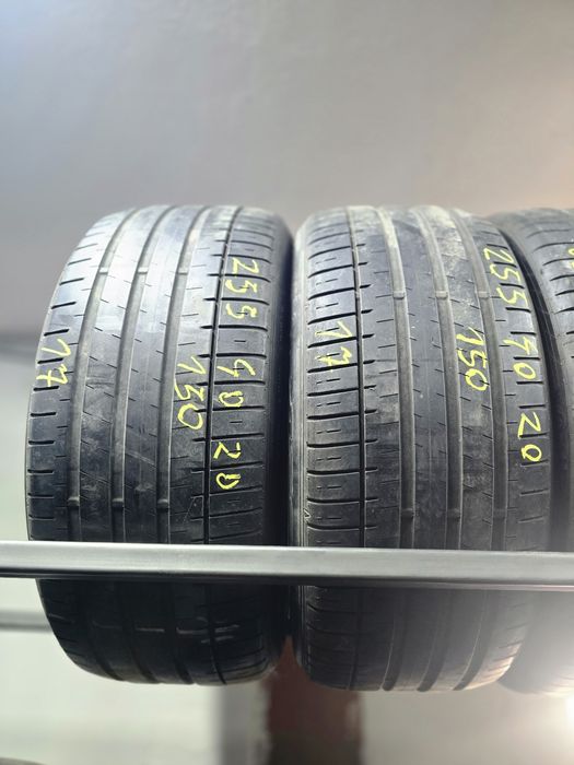 2x 255/40/20 VARA FALKEN Stare excelentă