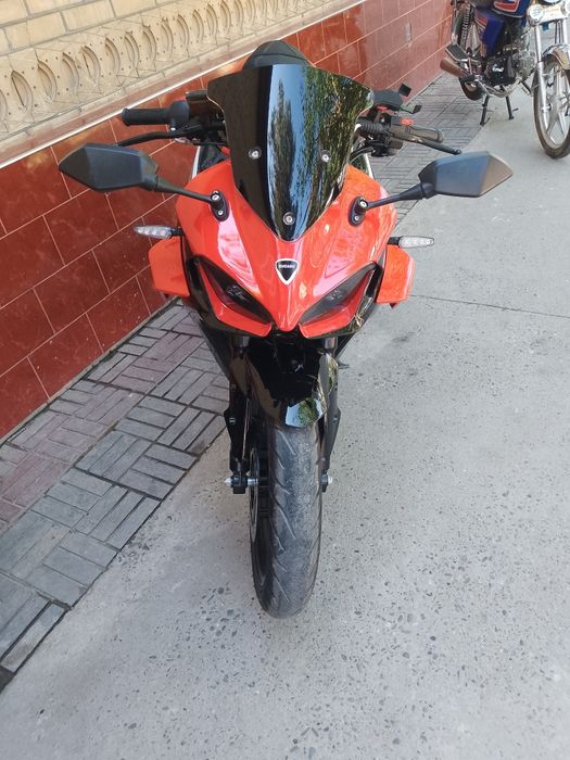 Dugati sotiladi 250