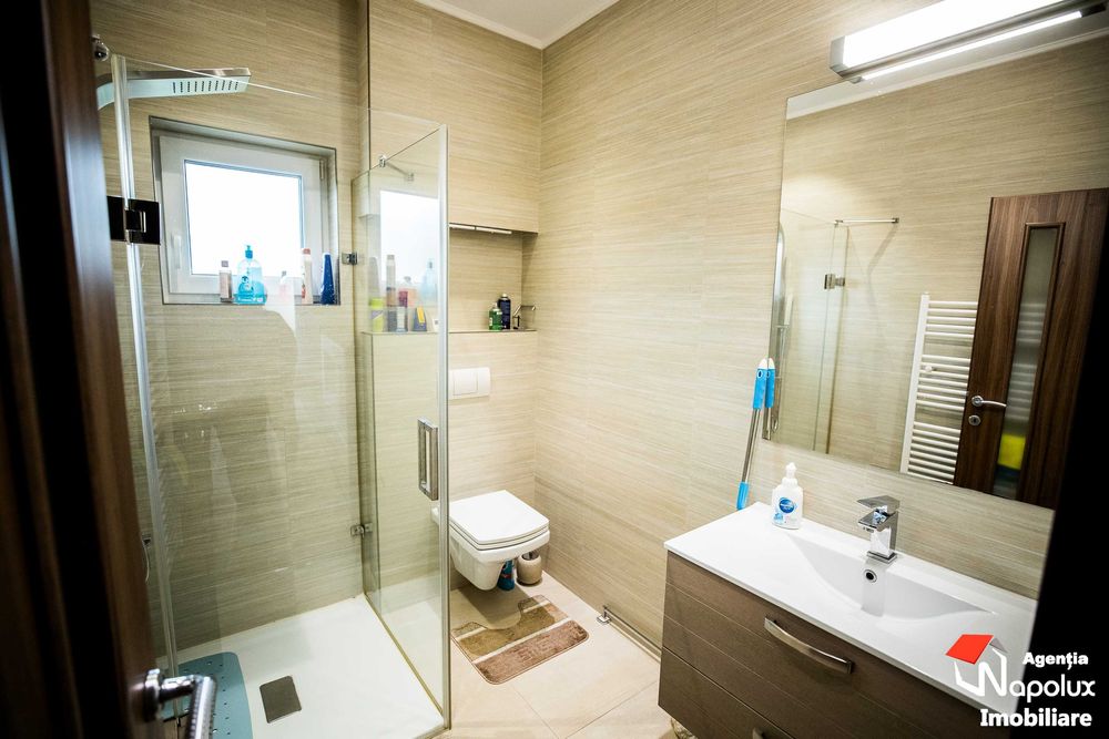 EXCLUSIVITATE – Casă SMART modernă cu piscină