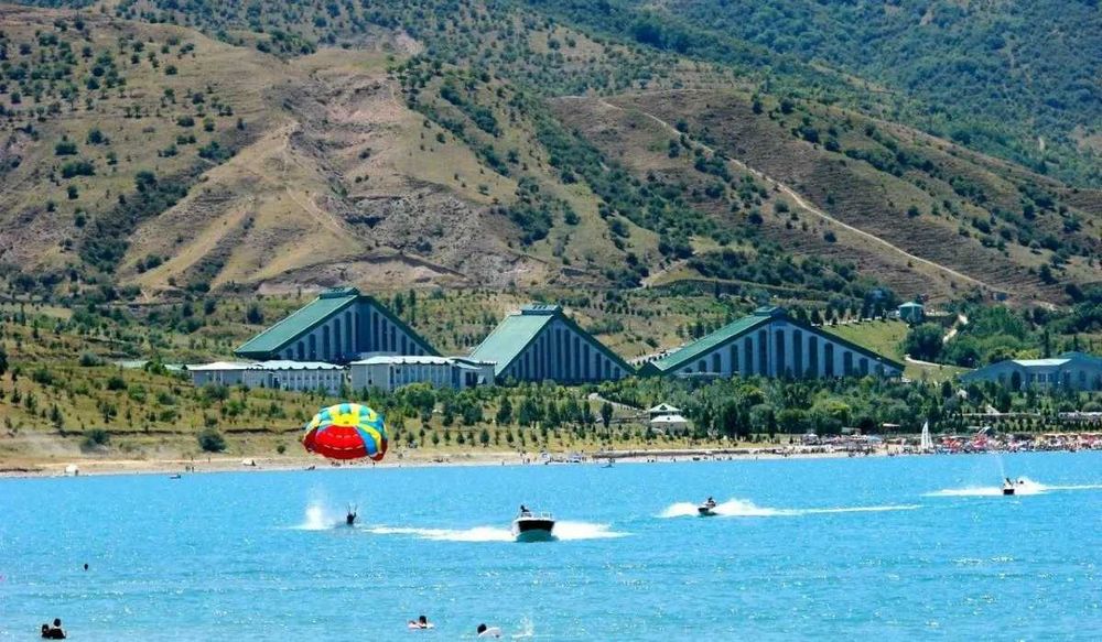 Поездки в горы. Амирсай Чарвак,Акташ.Чимган и другие