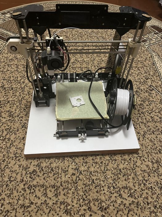 Продам 3D принтер