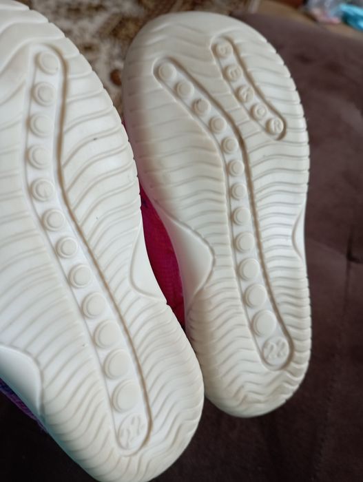 Детски ботушки за момиченце с подарък пантофки