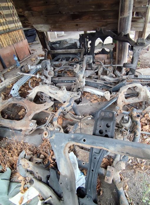 Задни и Предни -Мостове