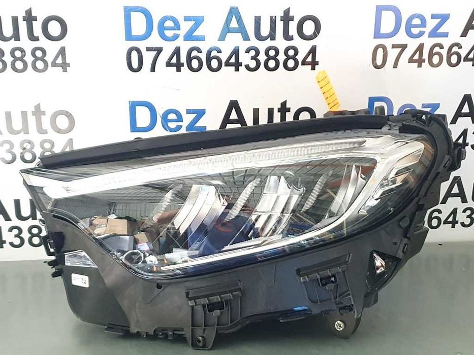 Far stanga cu defect Mercedes GLC X254 / W254