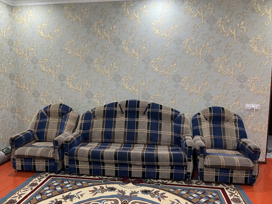 Диван состаяние хорошо